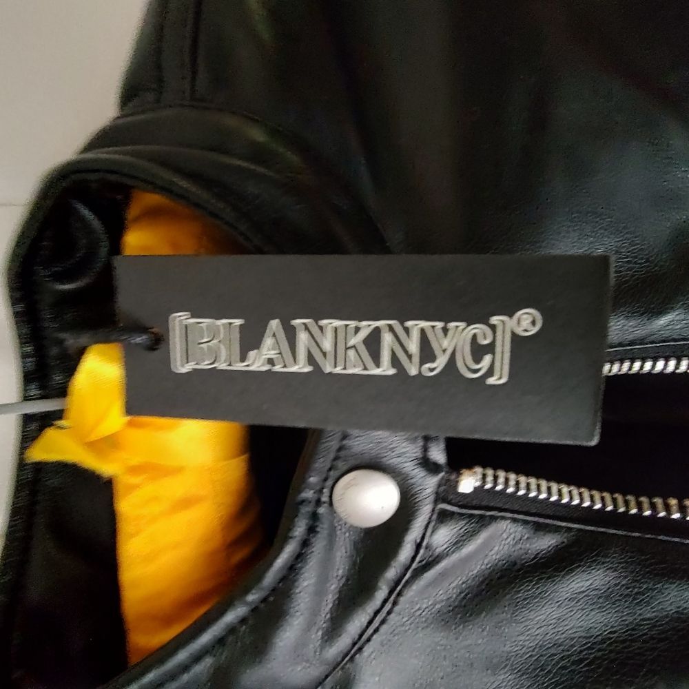 Blanknyc Women's Vegan Leather Moto Jacket Coat Size XS NWT - Picture 5 of 6